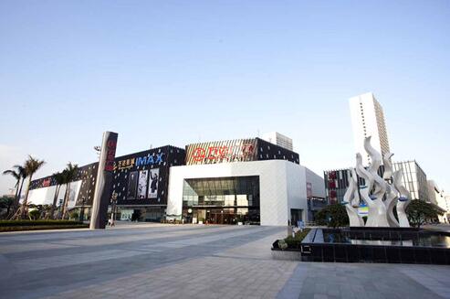 廈門市湖里萬達廣場停車場系統(tǒng)案例 - 中出網-智能出入口與停車充電門戶