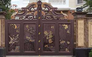 平頂山百合金山鋁藝大門案例