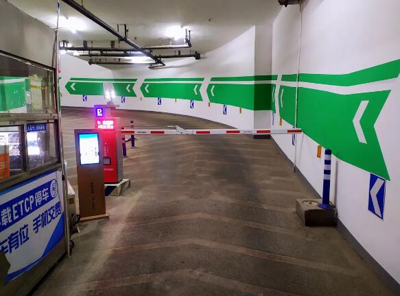 道爾恭三一體機4進4出