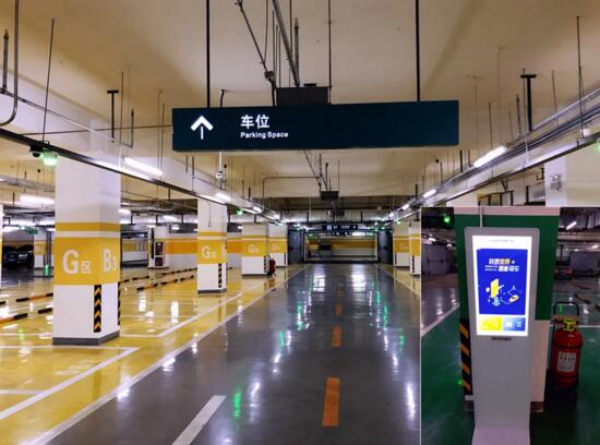 地下車庫使用道爾全系列視頻車位引導(dǎo)系統(tǒng)約600個