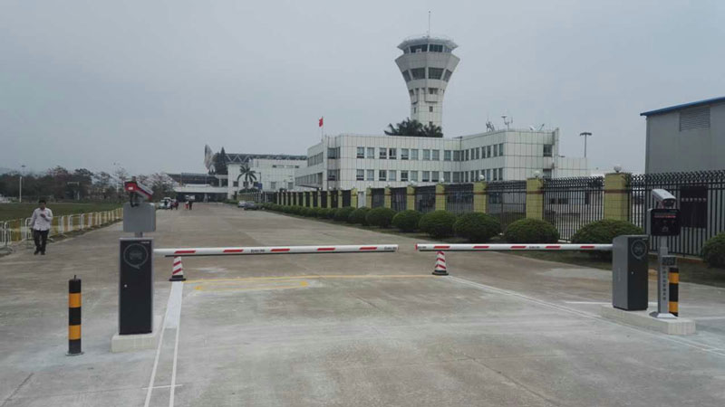 珠海機(jī)場停車場系統(tǒng)工程案例 - 中出網(wǎng)-智能出入口與停車充電門戶