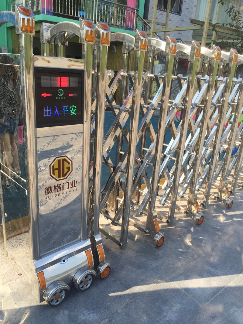 黃岡出安智能電動伸縮門進(jìn)駐黃岡彩虹幼兒園