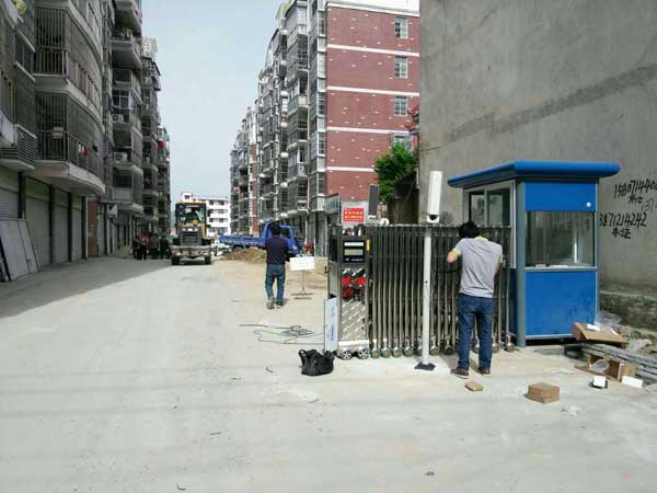 喜迎黃岡出安智能電動伸縮門進(jìn)駐黃岡碧桂園