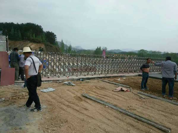 熱烈祝賀黃岡出安智能伸縮門進(jìn)駐黃岡金泰國際廣場