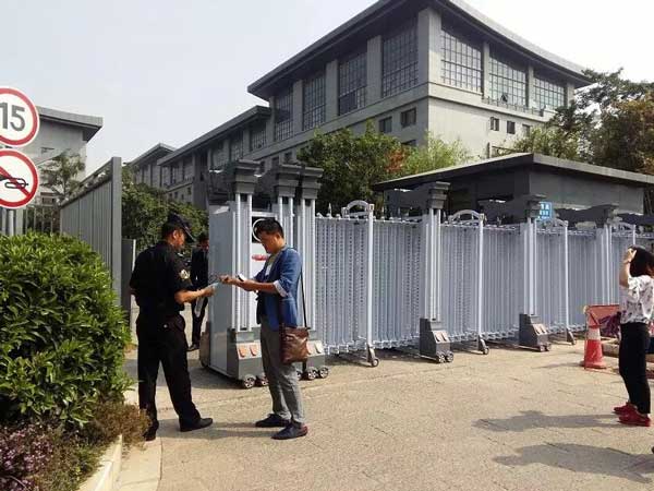 宜賓官渡人民政府電動(dòng)伸縮門案例 - 中出網(wǎng)-智能出入口與停車充電門戶