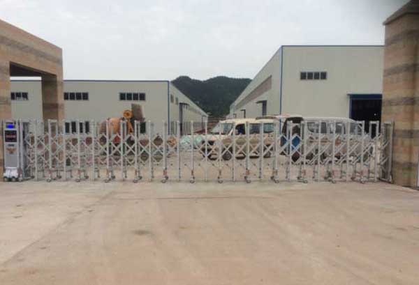 南充三環(huán)電子有限公司電動(dòng)伸縮門(mén)案例 - 中出網(wǎng)-智能出入口與停車(chē)充電門(mén)戶(hù)