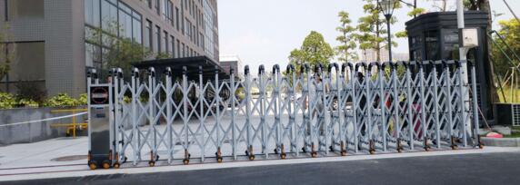 承德伸縮門(mén)