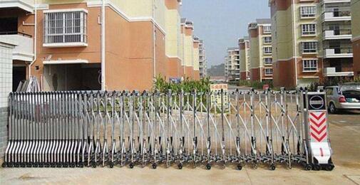 承德市第二中學(xué)與承德出安智能電動伸縮門達成合作協(xié)議