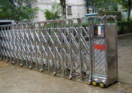 承德出安智能電動伸縮門安裝在承德燕峰藥業(yè)有限責任公司大門口