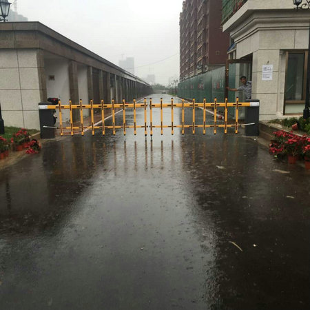 錦州東湖國際柵欄道閘案例 - 中出網(wǎng)-智能出入口與停車充電門戶