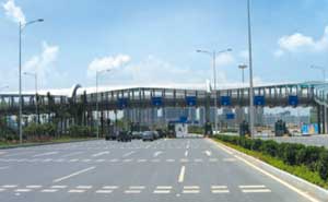 深圳西部通道（新城聯(lián)檢站）崗?fù)ぐ咐? />
                                                    </div>
                                                    <span>深圳西部通道（新城聯(lián)檢站）崗?fù)ぐ咐?/span>
                                                </a>
                                            </li>
                                            <li>
                                                <a href=