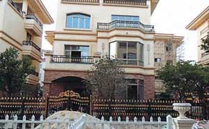 三門峽湖濱大廈鋁藝護欄案例