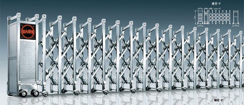 秦皇島出安智能伸縮門為秦皇皓月城大門口添上色彩