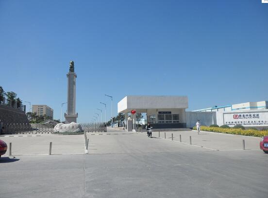 富士康集團(tuán)與秦皇島出安智能伸縮門(mén)達(dá)成合作協(xié)議