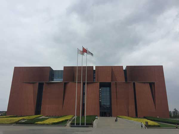 慶賀玉溪出安智能旗桿進(jìn)駐云南省博物館