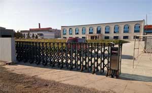 四平市裕龍工具有限公司電動伸縮門案例