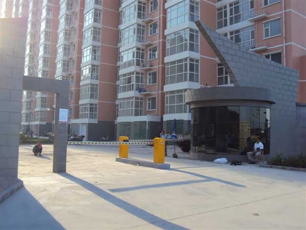 喜迎衡水出安智能道閘進駐衡水泰昌房地產(chǎn)開發(fā)有限公司