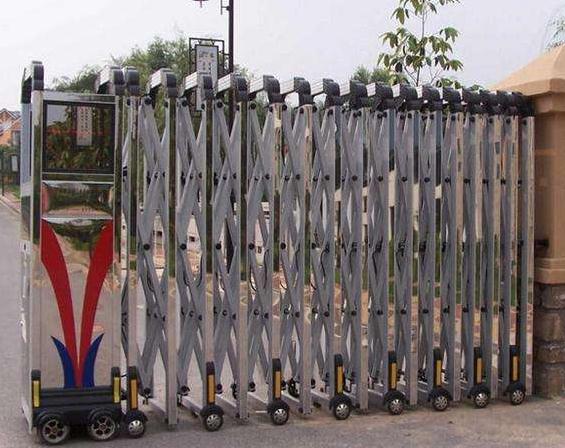 祝賀衡水出安智能電動(dòng)伸縮門(mén)進(jìn)駐衡水昌華環(huán)保設(shè)備制造有限公司大門(mén)口