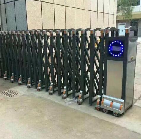 大余衡水實(shí)驗(yàn)學(xué)校選用衡水出安智能電動(dòng)伸縮門(mén)