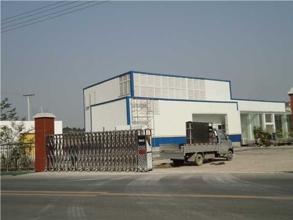 內(nèi)江豐業(yè)建筑工程有限公司電動(dòng)伸縮門案例 - 中出網(wǎng)-智能出入口與停車充電門戶