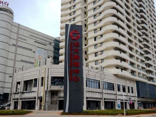 ?？诤?jiǎn)寓民宿遠(yuǎn)大店大門口升降柱支持單位?？诔霭仓悄?