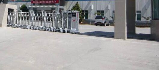 舟山綠城育華（國際）學(xué)校與舟山出安智能電動(dòng)伸縮門達(dá)成合作協(xié)議