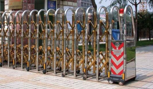 舟山蓉浦學(xué)院選用舟山出安智能電動(dòng)伸縮門彰顯個(gè)性