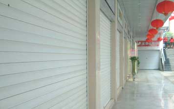 西寧出安智能卷簾門(mén)被西寧三和翠雍星城應(yīng)用