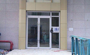 茂名高州太陽城入戶樓宇肯德基門工程案例