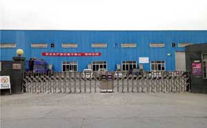 眉山三鑫彩印包裝有限責(zé)任公司電動(dòng)伸縮門案例