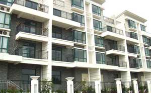 遼陽晟寶龍廣場護(hù)欄案例