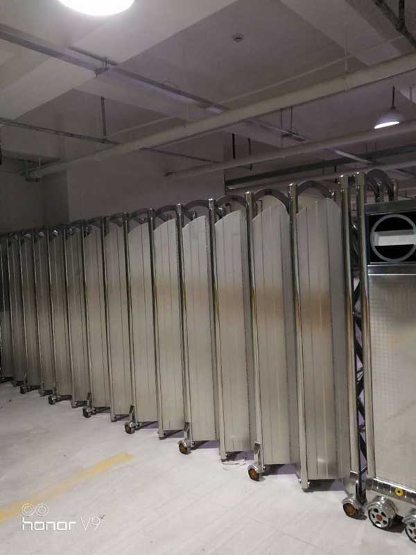 熱烈祝賀廣安出安智能電動伸縮門進駐廣安好人家購物中心停車場