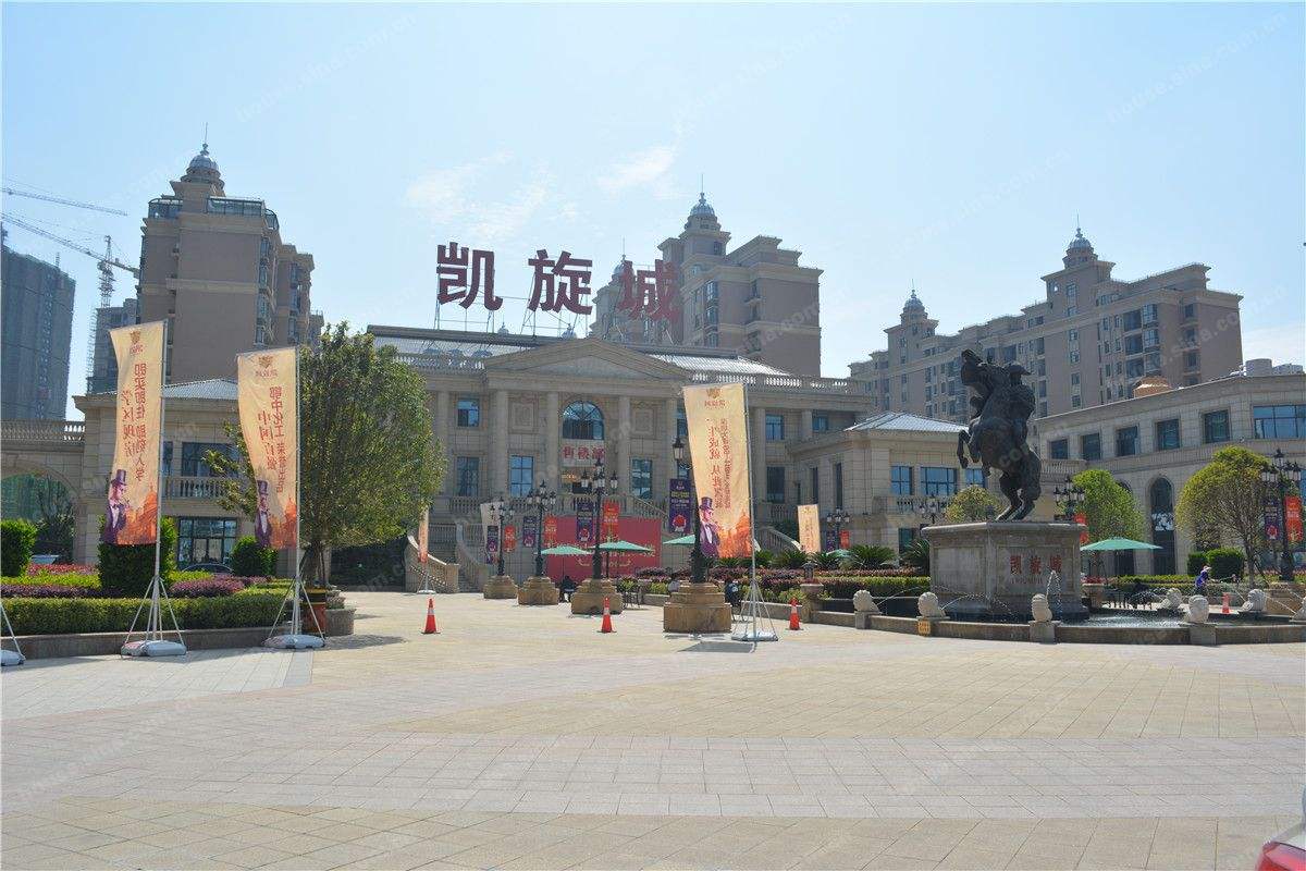 荊門凱旋城道閘案例 - 中出網(wǎng)-智能出入口與停車充電門戶