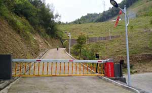 感謝梅州寧江新城五期選用梅州出安智能柵欄道閘