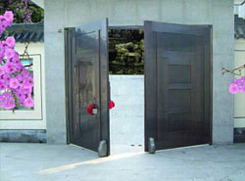 吳江橫扇獨院豪宅開門機案例 - 中出網(wǎng)-智能出入口與停車充電門戶