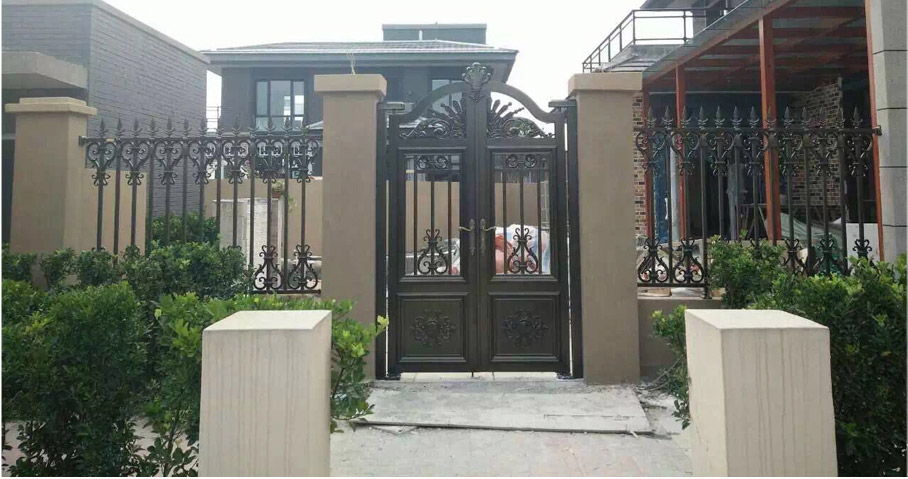 長沙爵世名邸別墅大門工程案例 - 中出網(wǎng)-智能出入口與停車充電門戶