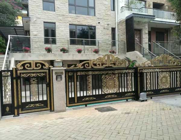 普洱東日凱旋城別墅大門(mén)案例 - 中出網(wǎng)-智能出入口與停車(chē)充電門(mén)戶