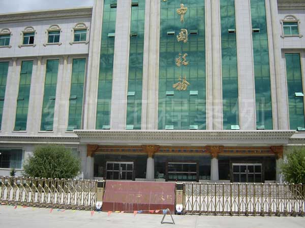 慶賀西藏山南地區(qū)國家稅務(wù)局選用拉薩出安智能伸縮門