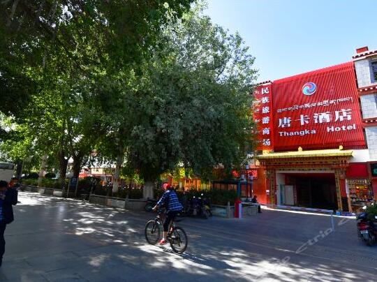 西藏唐卡酒店一直信賴?yán)_出安智能道閘 