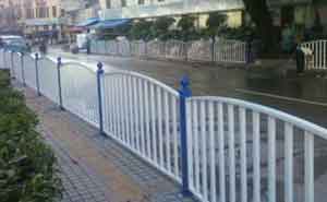 定西潤(rùn)澤園道路護(hù)欄案例