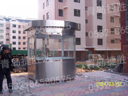 高密不銹鋼崗?fù)?- 中出網(wǎng)-智能出入口與停車充電門戶