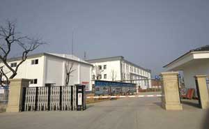 荊門美豐化學公司伸縮門案例