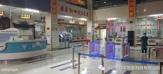 鐵軍智能測溫人臉識別設備