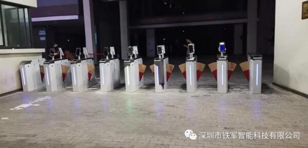 西南大學(xué)附屬梁平實(shí)驗(yàn)中學(xué)啟用鐵軍智能的智慧校園門禁系統(tǒng)
