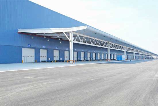 浦東機(jī)場(chǎng)保溫滑升門(mén)案例 - 中出網(wǎng)-智能出入口與停車充電門(mén)戶