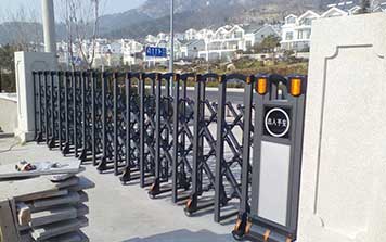 電動(dòng)伸縮門 - 伸縮門-全美L04