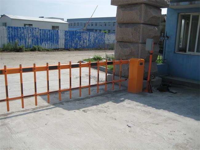 三榮電子停車場系統(tǒng)案例 - 中出網(wǎng)-智能出入口與停車充電門戶