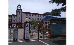 錢林訪客登記管理系統(tǒng)亮相北京趙全營小學(xué)