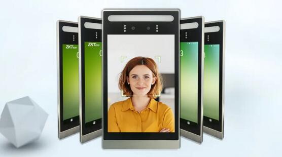 8寸大屏，視野開(kāi)闊更高清