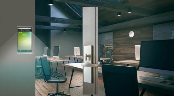 智能補(bǔ)光，無(wú)懼昏暗